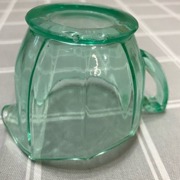 Vtg Green Uranium Vaseline Depression Glass Sugar Bowl & Creamer Set Glow Green - Picture 7 of 9